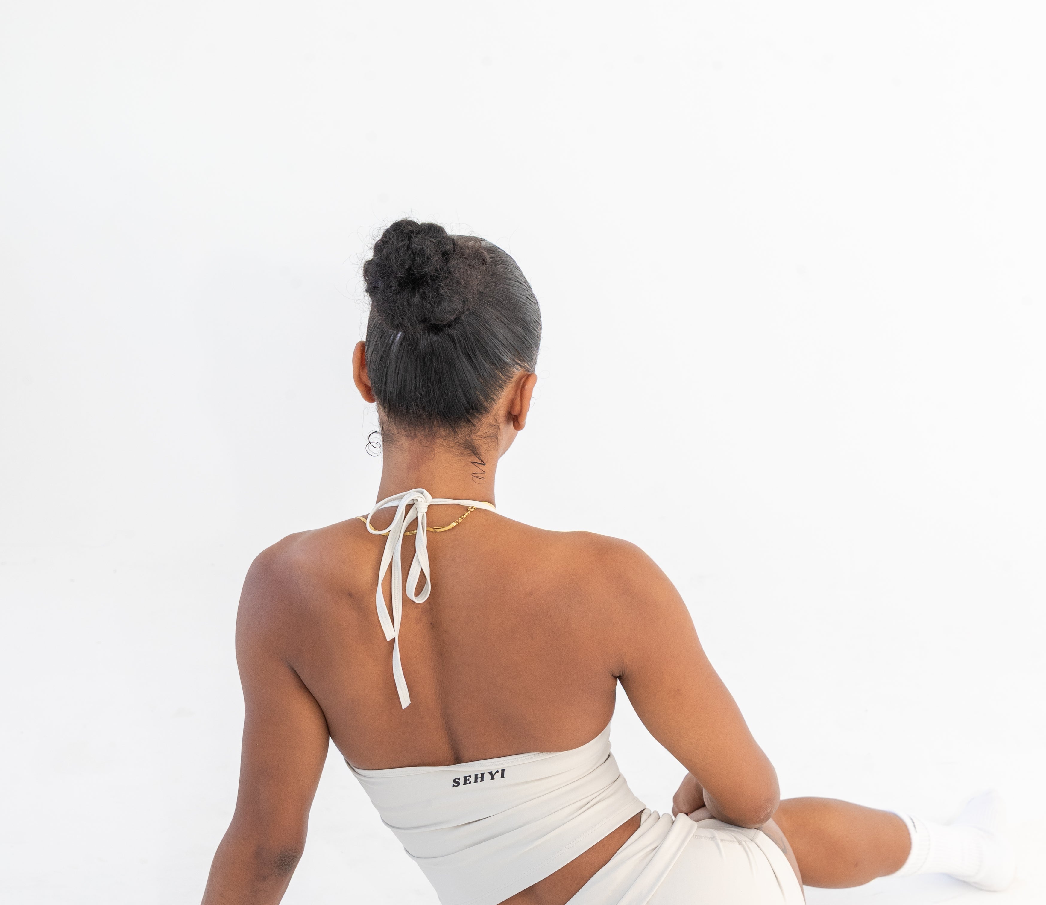 MARBLE HALTER